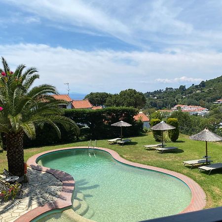Villa Xanthippi Agia Paraskevi  Bagian luar foto