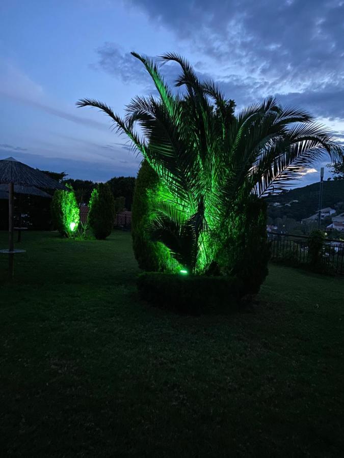 Villa Xanthippi Agia Paraskevi  Bagian luar foto